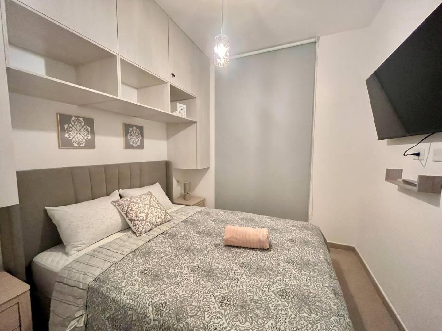 Apartment The Colonial Amplio & Familiar En Casco Panama City