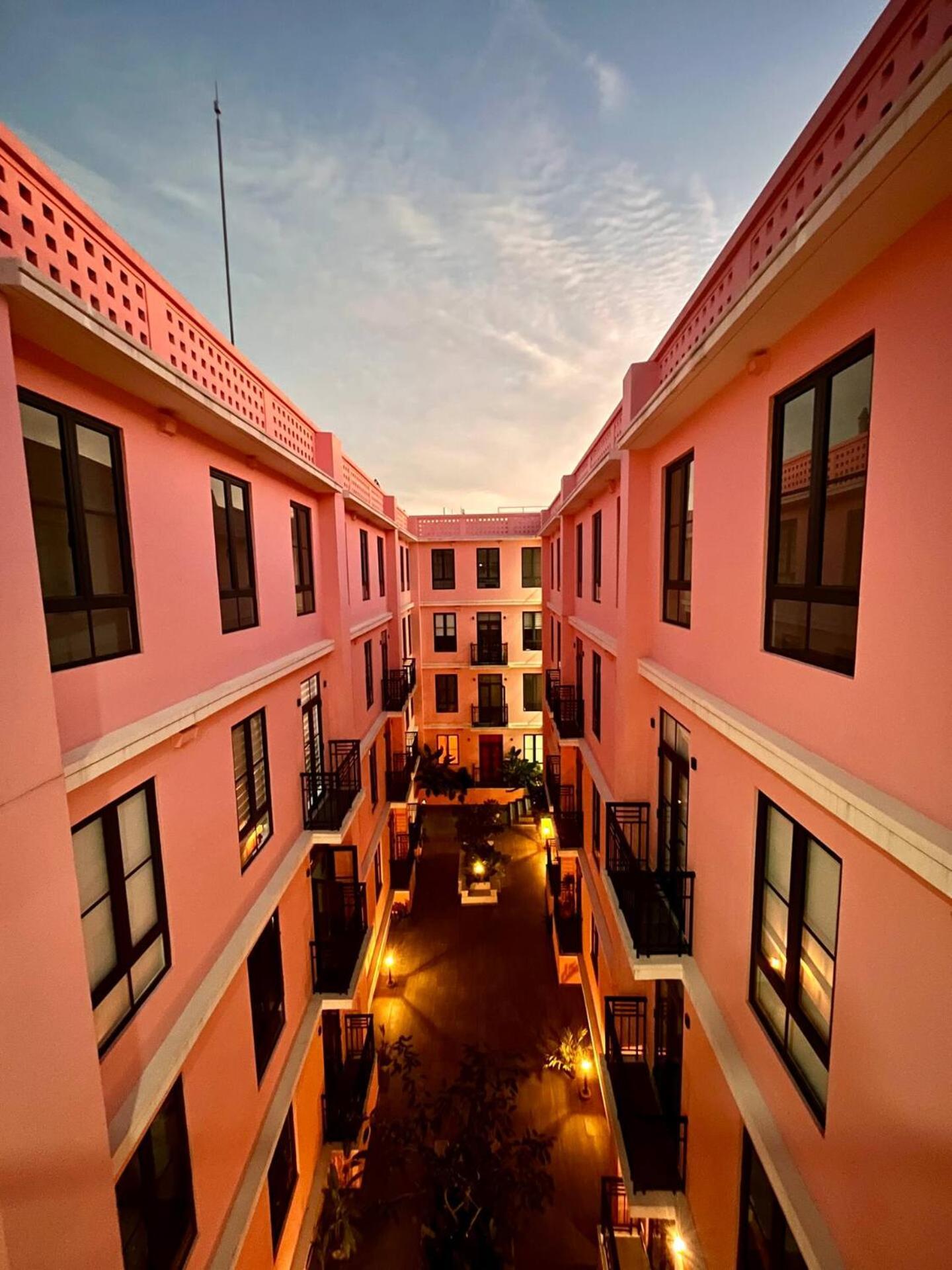 The Colonial Amplio & Familiar En Casco Apartment