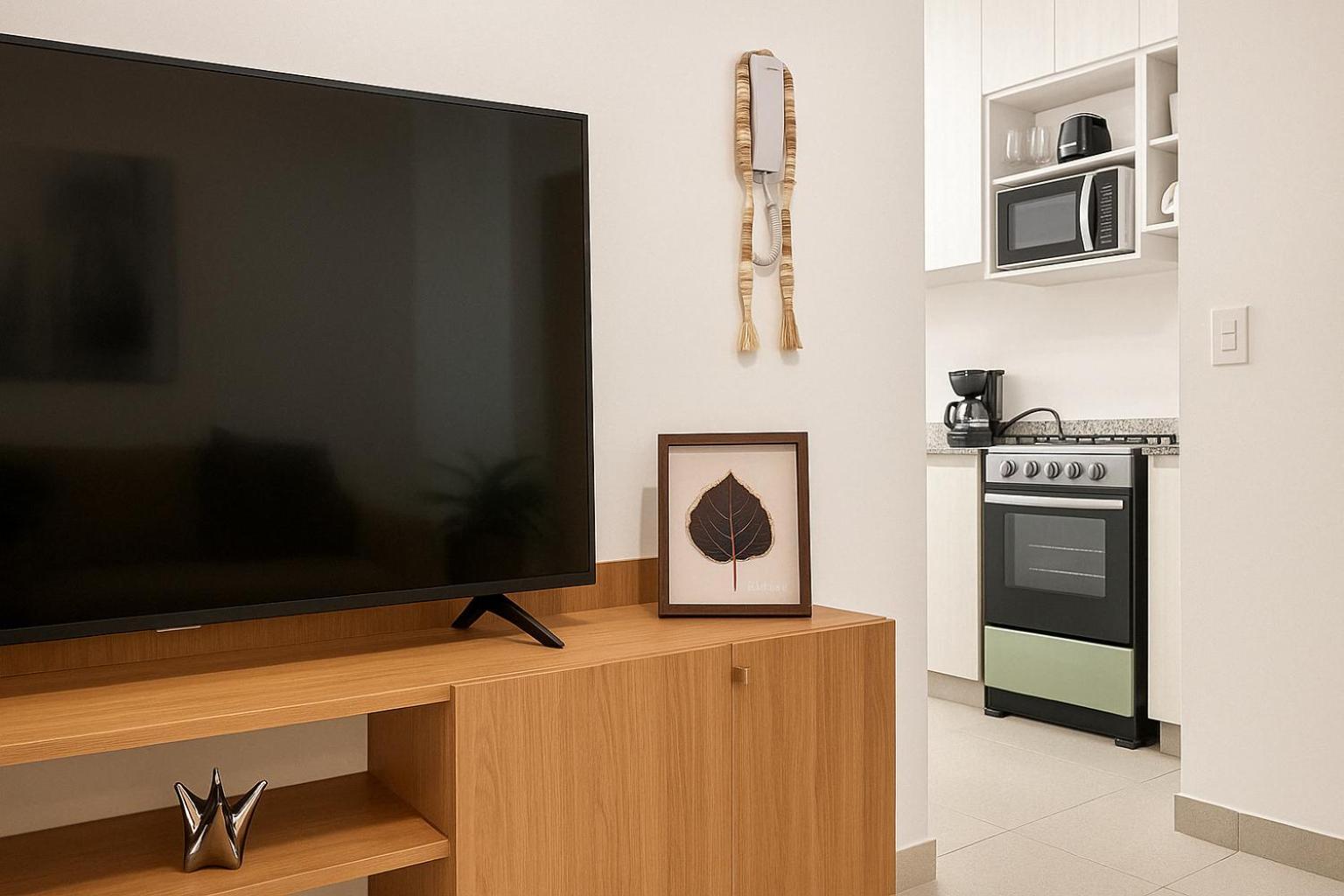 The Colonial Amplio & Familiar En Casco Apartment